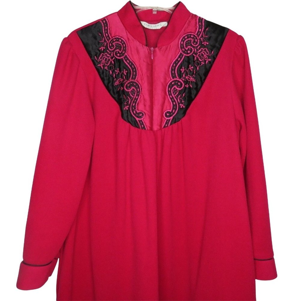 Vintage 80s Full Length Housecoat Robe M Red Velour Lace Zip Pockets USA Made